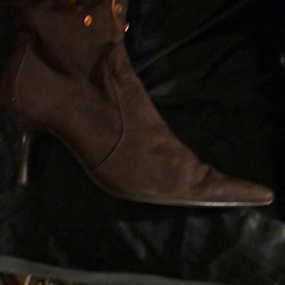 Boots - Picture 7 of 8
